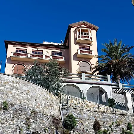 Apartment La Casa Di Alice By World Recco